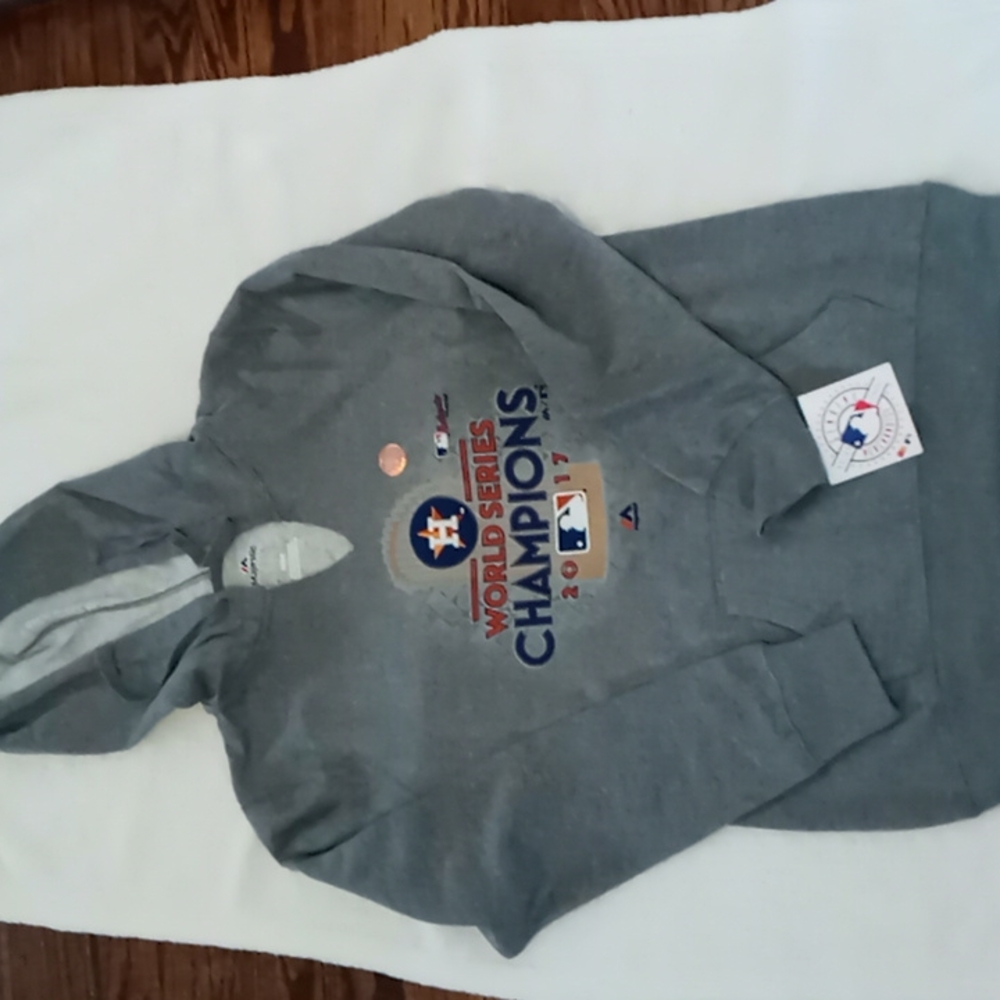 Houstin Astros women medium 2017 world series hoodie.